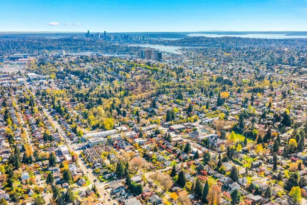 Lilac In Law, Picturesque Lower Unit Seattle Esterno foto