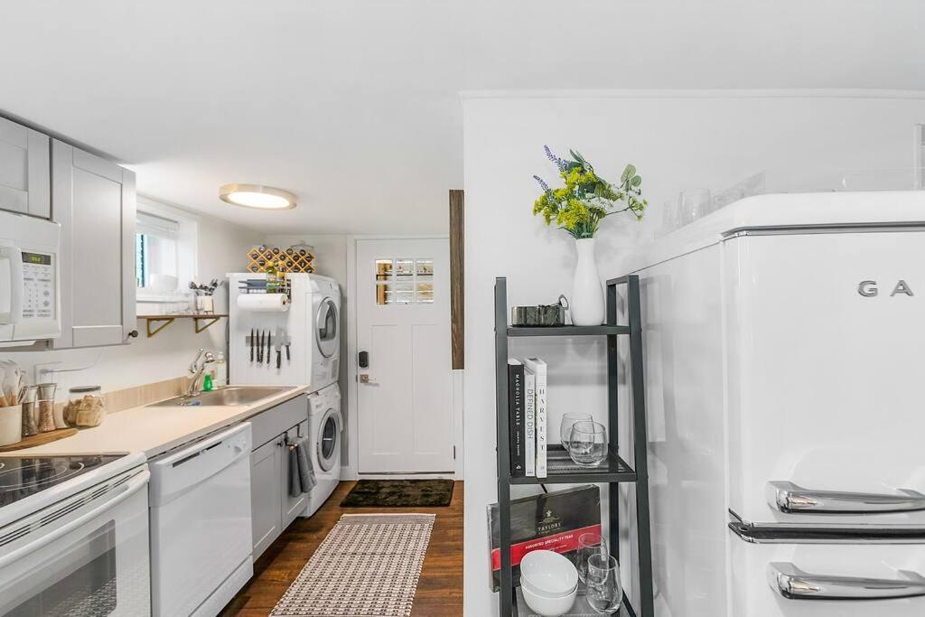 Lilac In Law, Picturesque Lower Unit Seattle Esterno foto