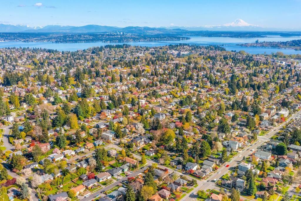 Lilac In Law, Picturesque Lower Unit Seattle Esterno foto