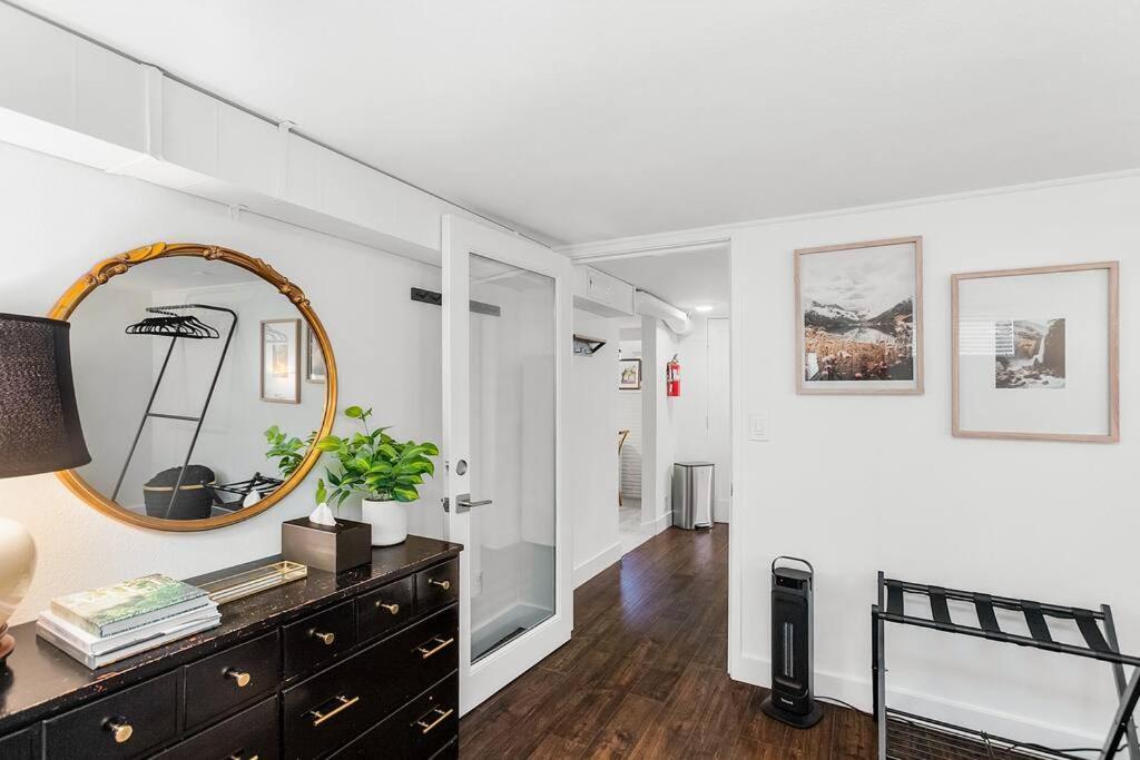 Lilac In Law, Picturesque Lower Unit Seattle Esterno foto