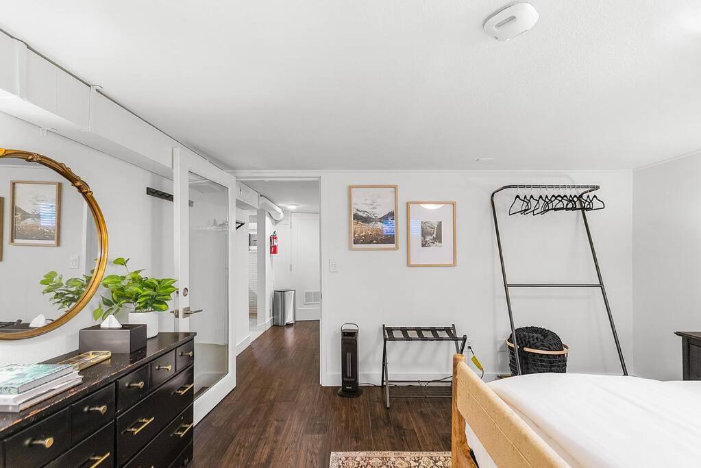 Lilac In Law, Picturesque Lower Unit Seattle Esterno foto