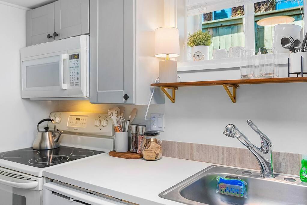 Lilac In Law, Picturesque Lower Unit Seattle Esterno foto